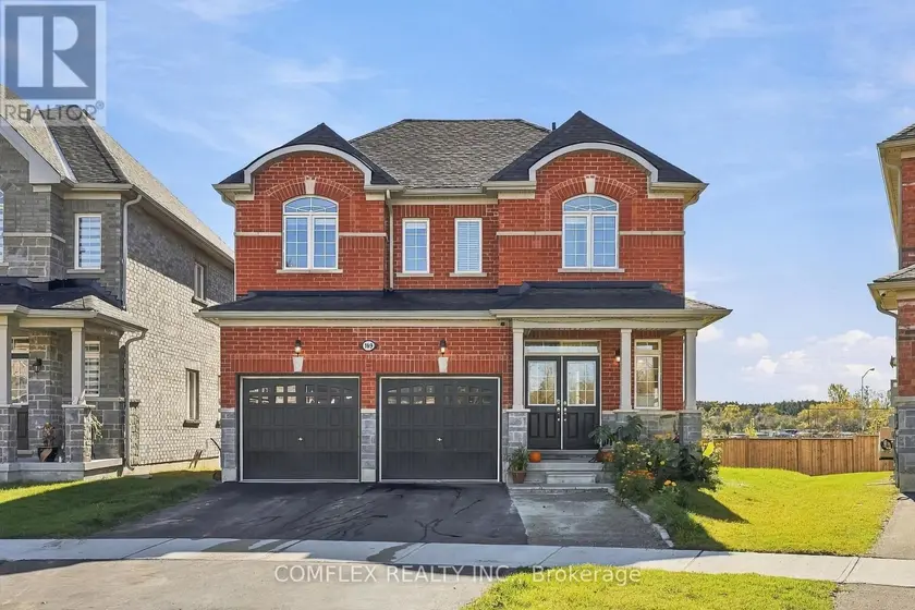 Detached at 109 CLIFF THOMPSON COURT, Georgina