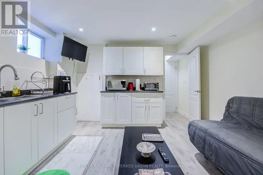 Detached at BSMT - 60 MYNDEN WAY, Newmarket