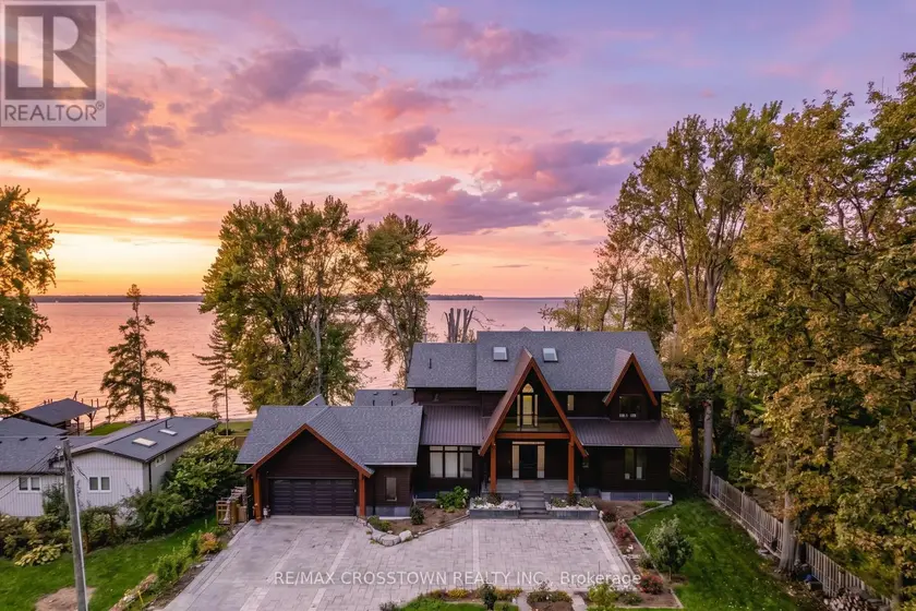 Detached at 178 MOORES BEACH ROAD, Georgina