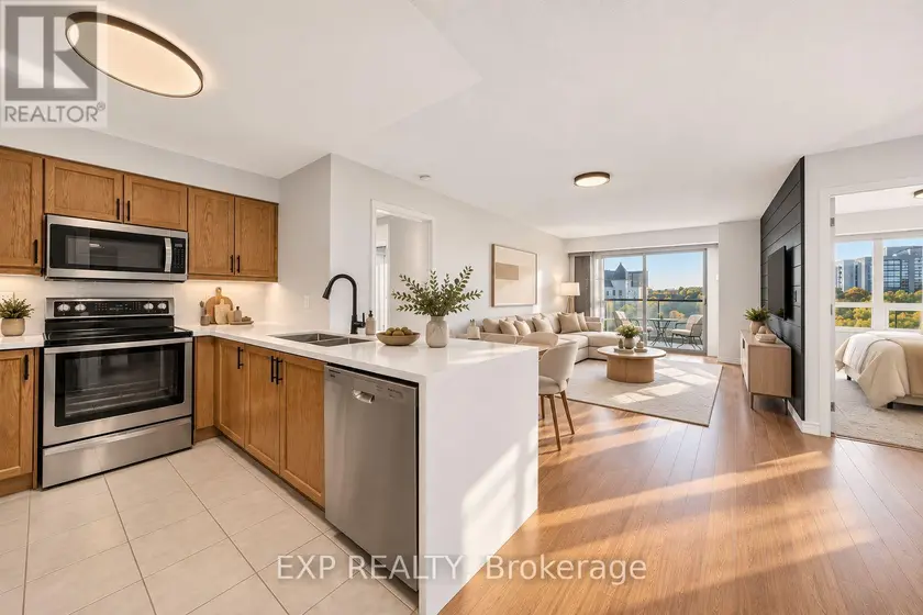 Apartment at 427 - 18 HARDING BOULEVARD W, Richmond Hill