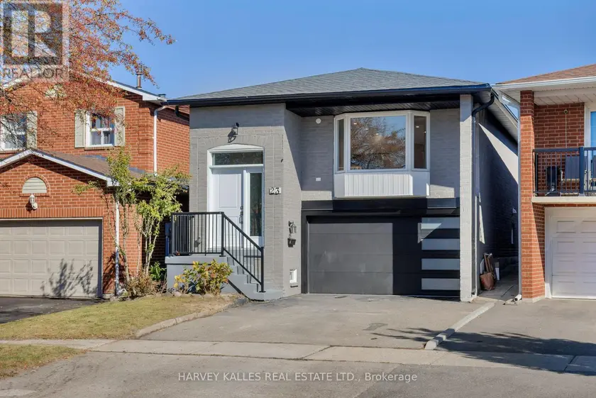 Detached at 23 COG HILL DRIVE, Vaughan