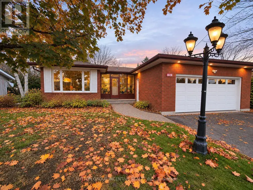 Detached at 1926 INNISFIL BEACH ROAD, Innisfil