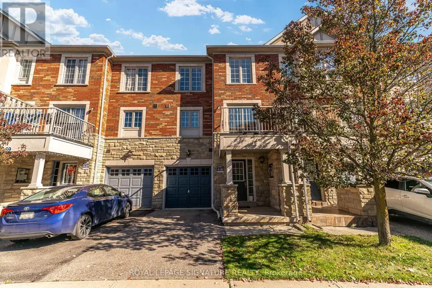 Townhouse at 67 PRINCE CHARLES WAY, Markham
