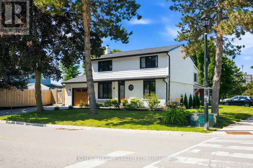 Detached at 440 SANDFORD STREET, Newmarket