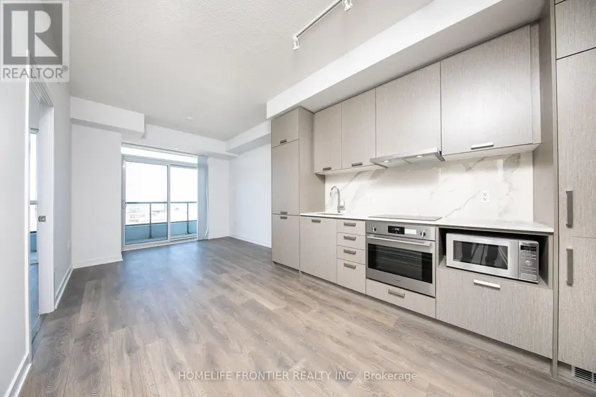 Apartment at 1712 - 38 HONEYCRISP CRESCENT, Vaughan
