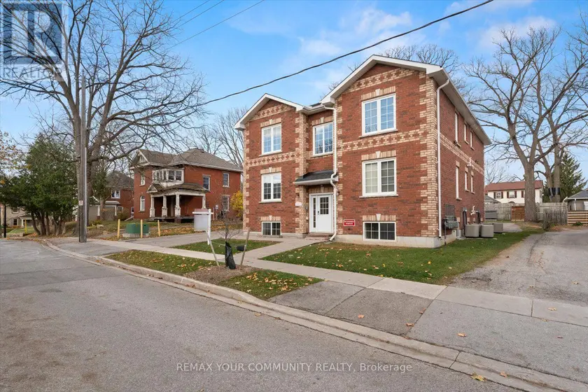 Multiplex at # 3 - 443 TIMOTHY STREET, Newmarket