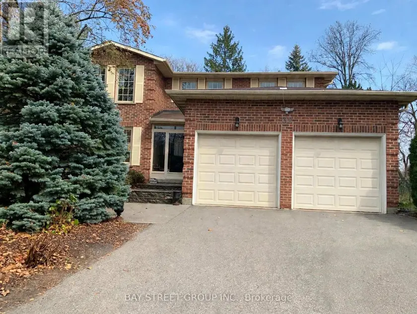 Detached at 32 BARKER COURT, Markham