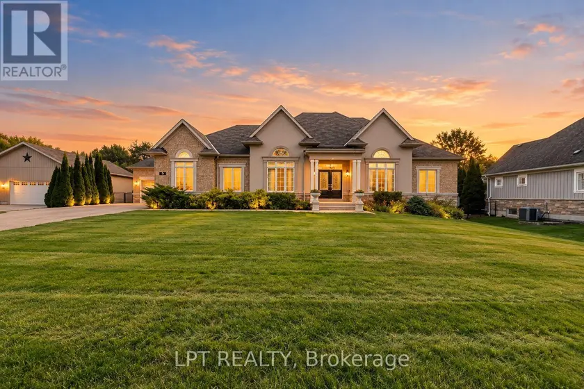 Detached at 5 WOLFORD COURT, Georgina
