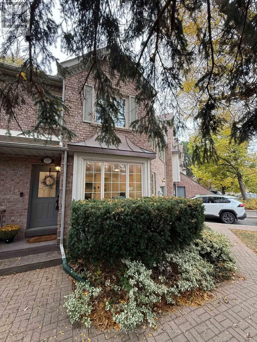 Townhouse at 5 - 137 HALL STREET, Richmond Hill
