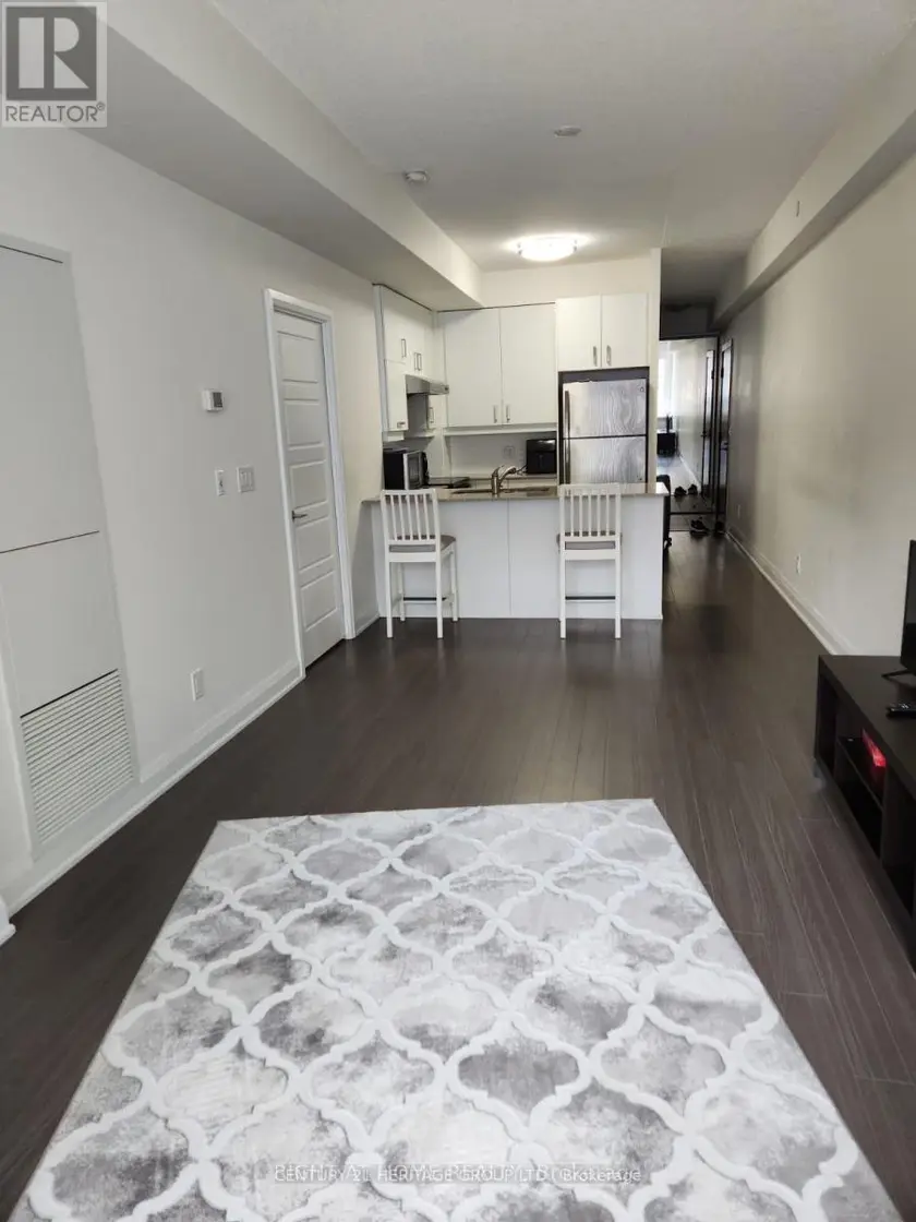 Apartment at 302 - 1 UPTOWN DRIVE, Markham