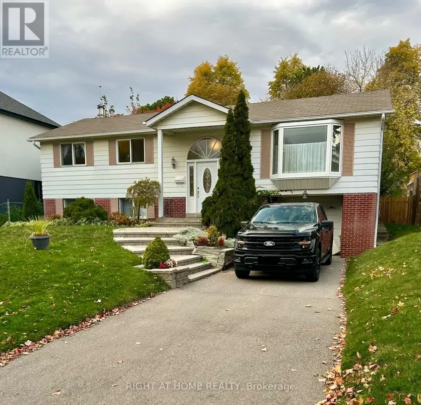 Detached at 94 SOUTHDALE DRIVE, Markham