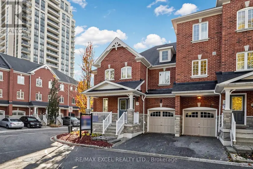 Townhouse at 43 EASTERN SKIES WAY, Markham