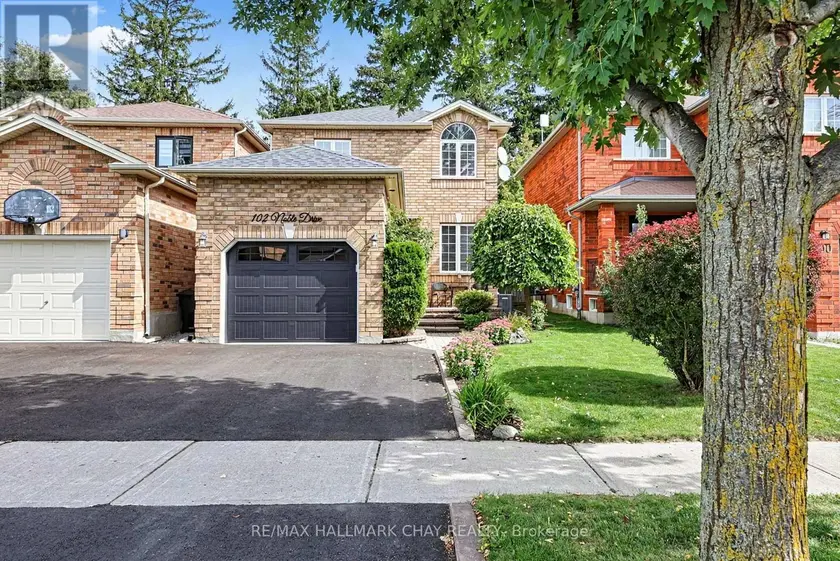 Detached at 102 NOBLE DRIVE, Bradford West Gwillimbury