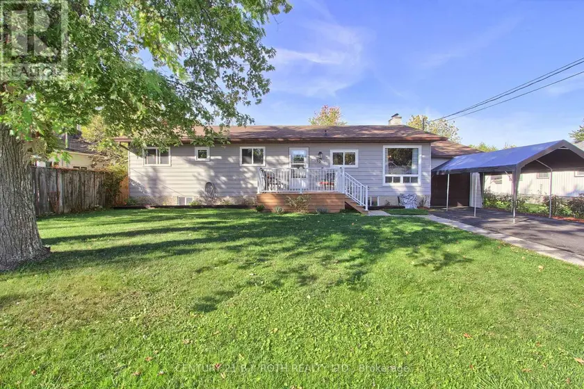 Detached at 32 FRANKLIN BEACH ROAD, Georgina