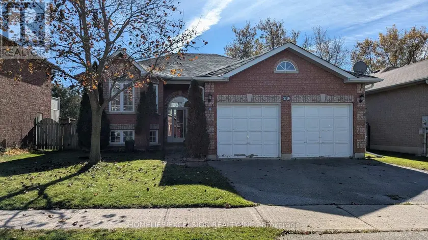 Detached at UPPER UNIT - 25 AMBERVIEW DRIVE, Georgina