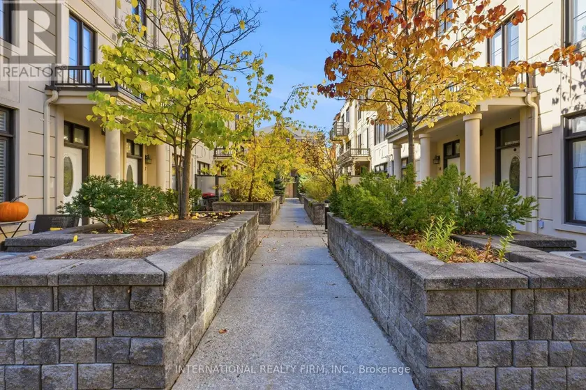 Townhouse at 44 - 7 BRIGHTON PLACE, Vaughan
