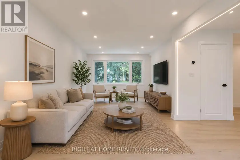 Detached at 30 MORTON AVENUE, East Gwillimbury