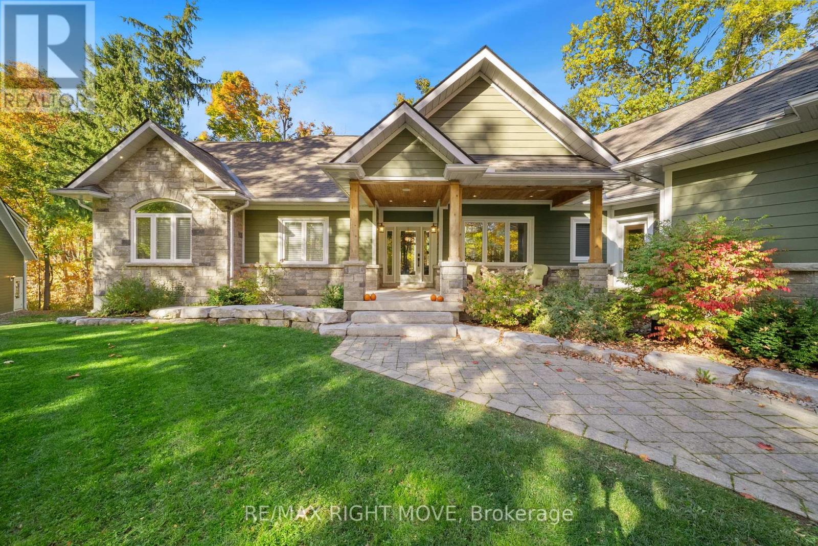 Detached at 143 BASS LINE, Oro-Medonte (Prices Corners)