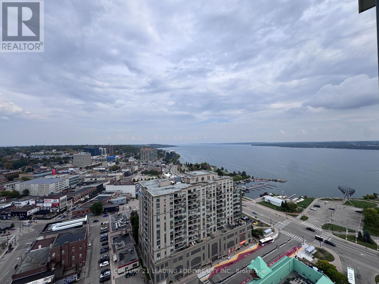 Apartment at 2107 - 39 MARY STREET, Barrie (City Centre)