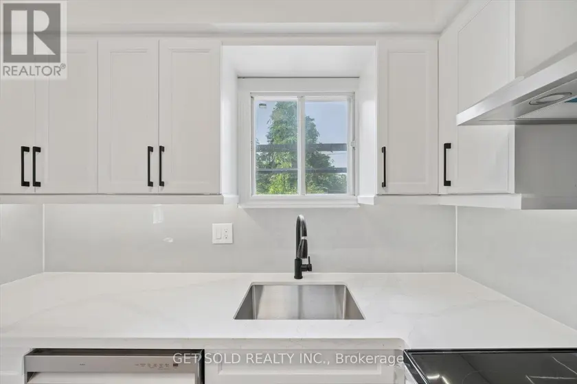 Detached at 232 KOZLOV STREET, Barrie