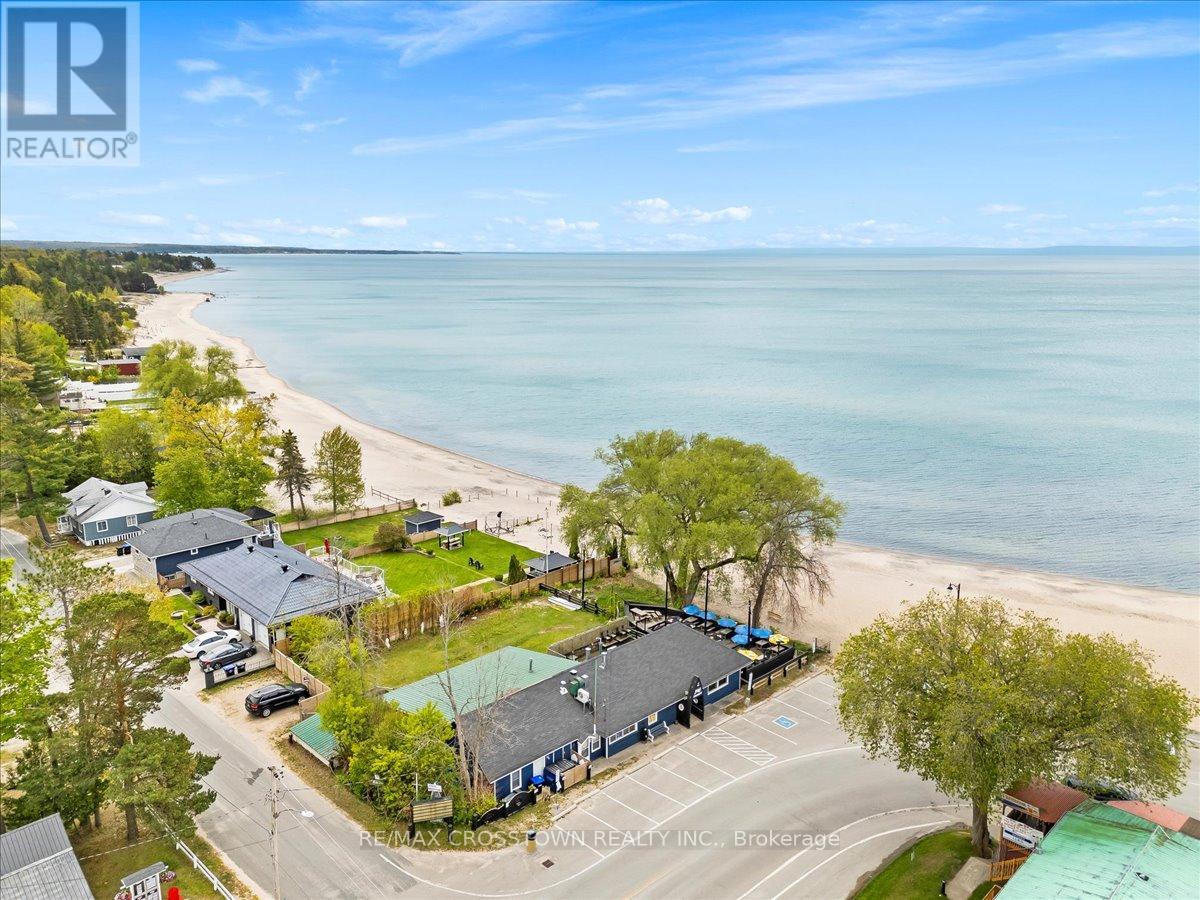 Detached at 369 BALM BEACH ROAD W, Tiny