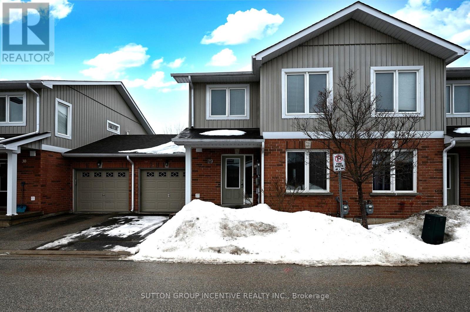 Townhouse at 29 - 90 SOVEREIGN'S GATE, Barrie (Innis-Shore)