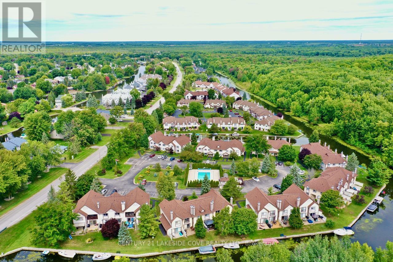 Townhouse at 1 - 11 LAGUNA PARKWAY, Ramara (Brechin)