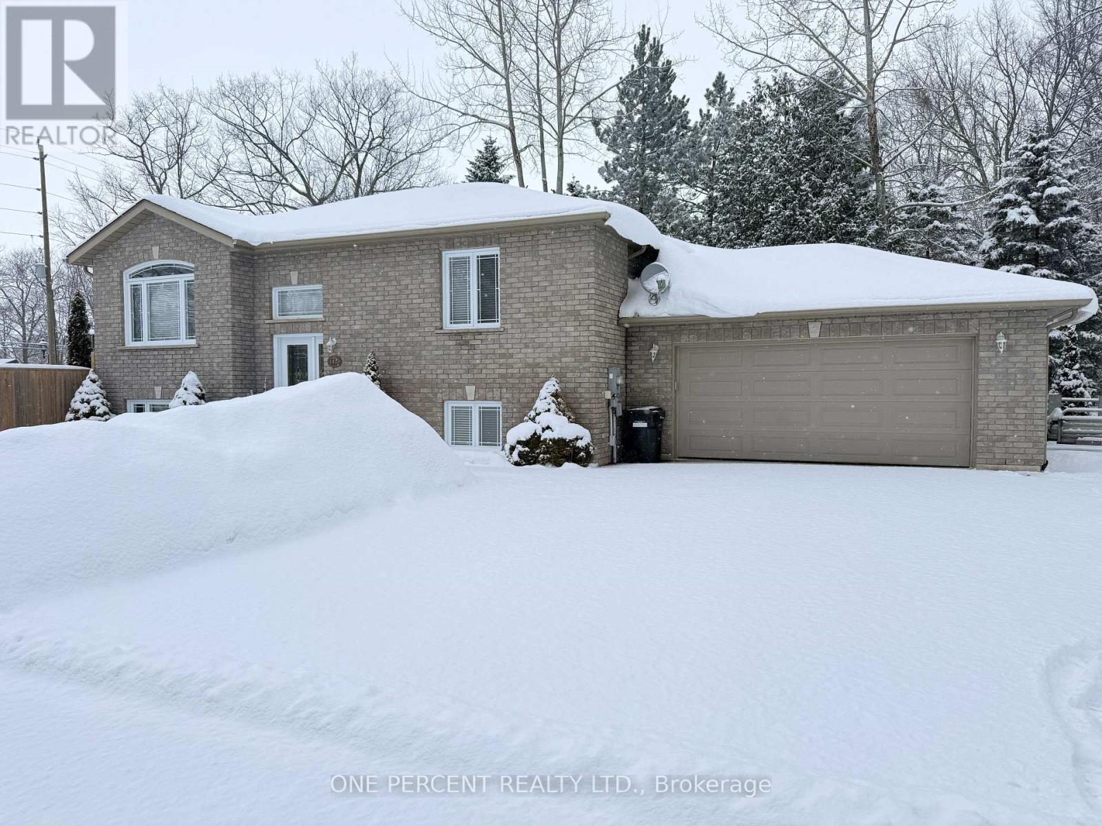 Detached at 1423 RIVER ROAD W, Wasaga Beach
