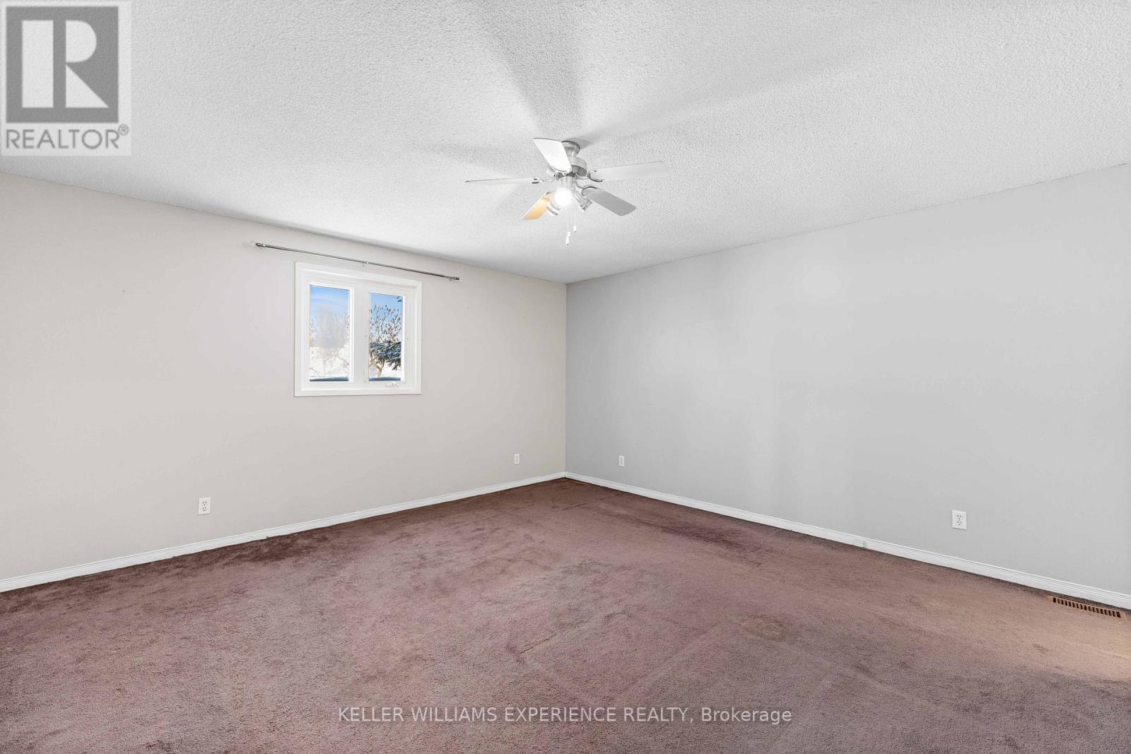 Detached at 2717 3/4 SIDE ROAD SUNNIDALE, Clearview