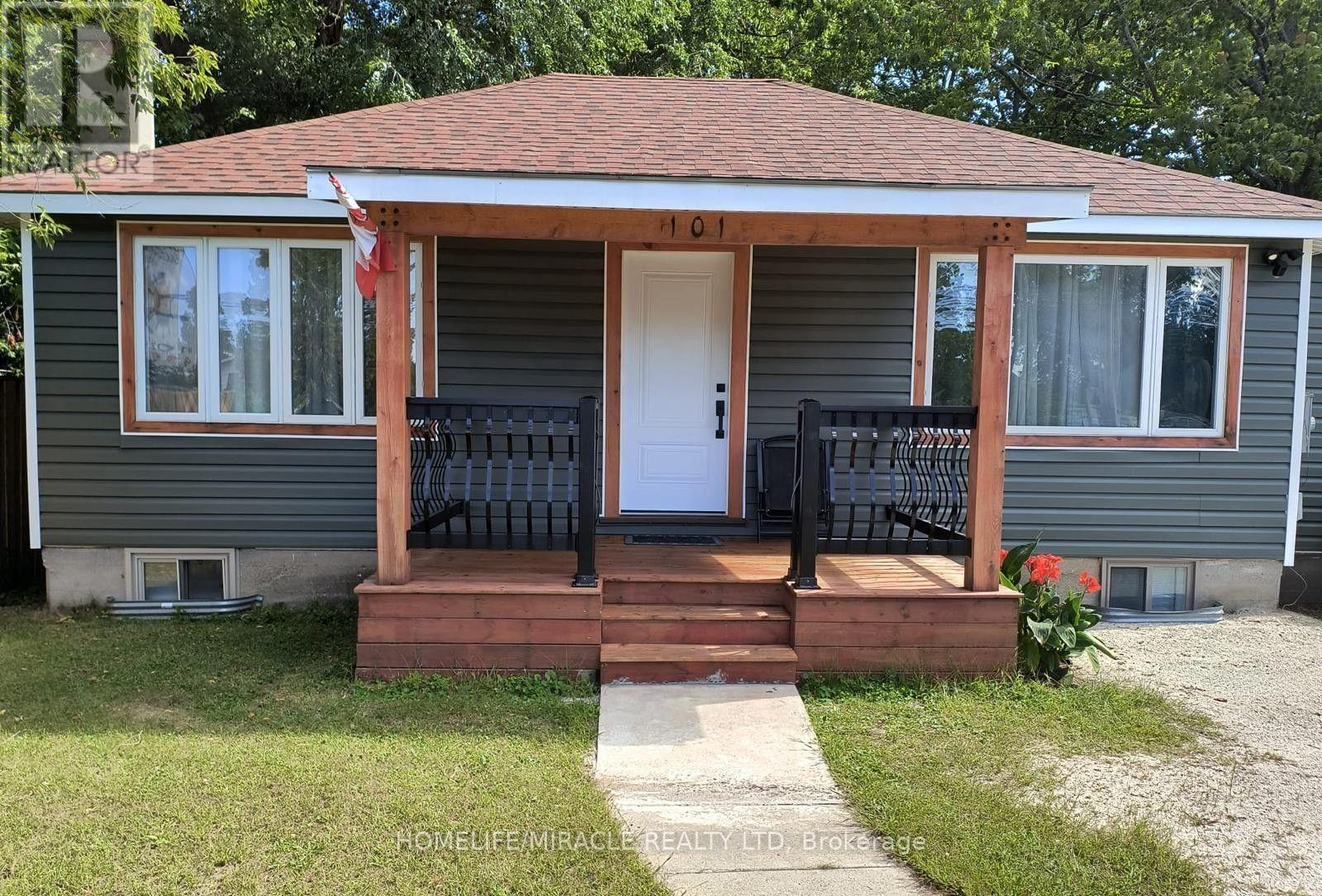 Detached at 101 RIVER ROAD E, Wasaga Beach