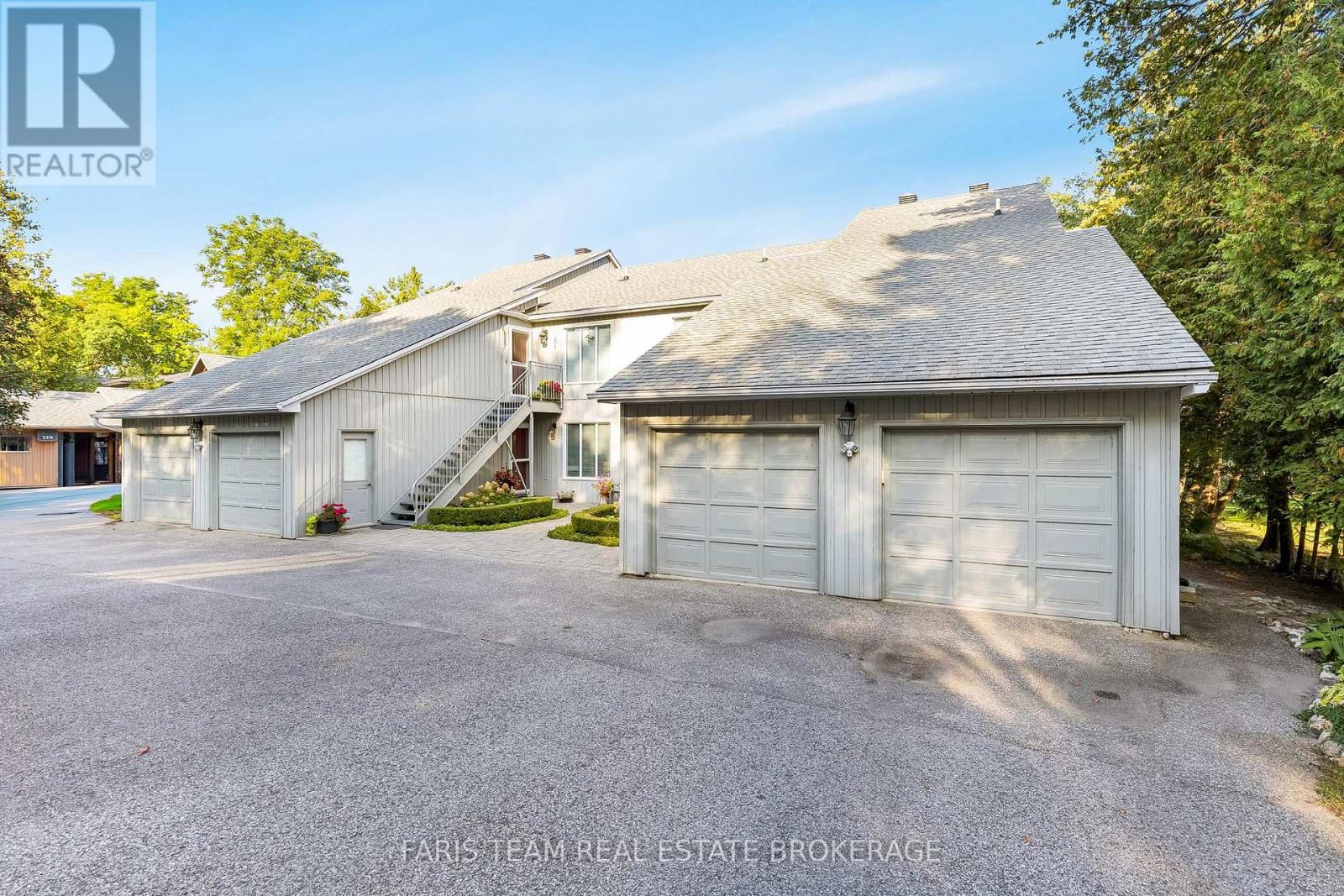 Townhouse at 101 - 260 CEDARMERE ROAD, Orillia