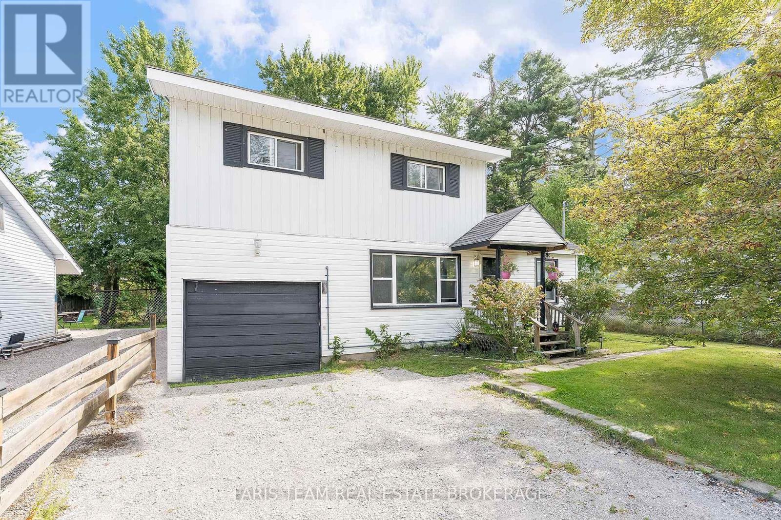 Detached at 3425 CORONATION AVENUE, Severn (West Shore)