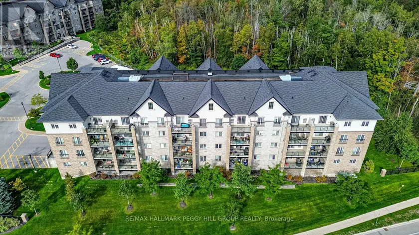 Apartment at 402 - 40 FERNDALE DRIVE S, Barrie (Ardagh)