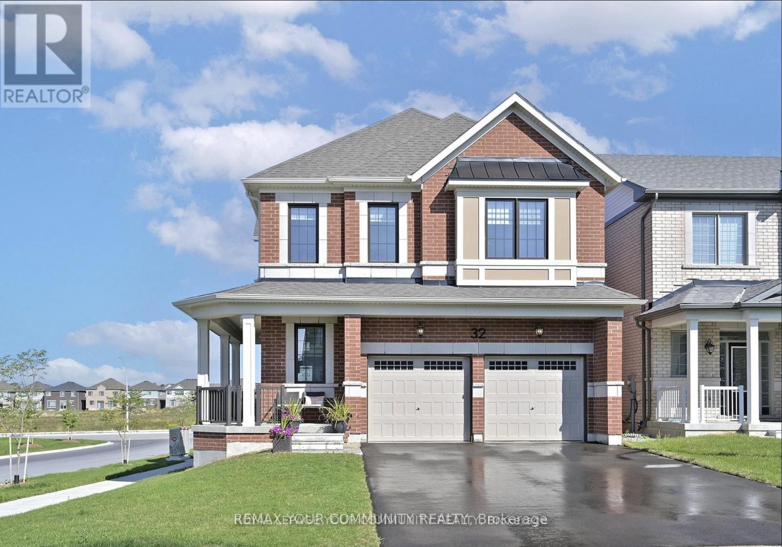 Detached at 32 MCBRIDE TRAIL, Barrie