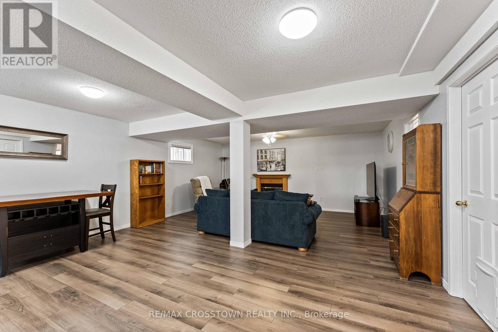 Detached at 36 LESLIE AVENUE, Barrie