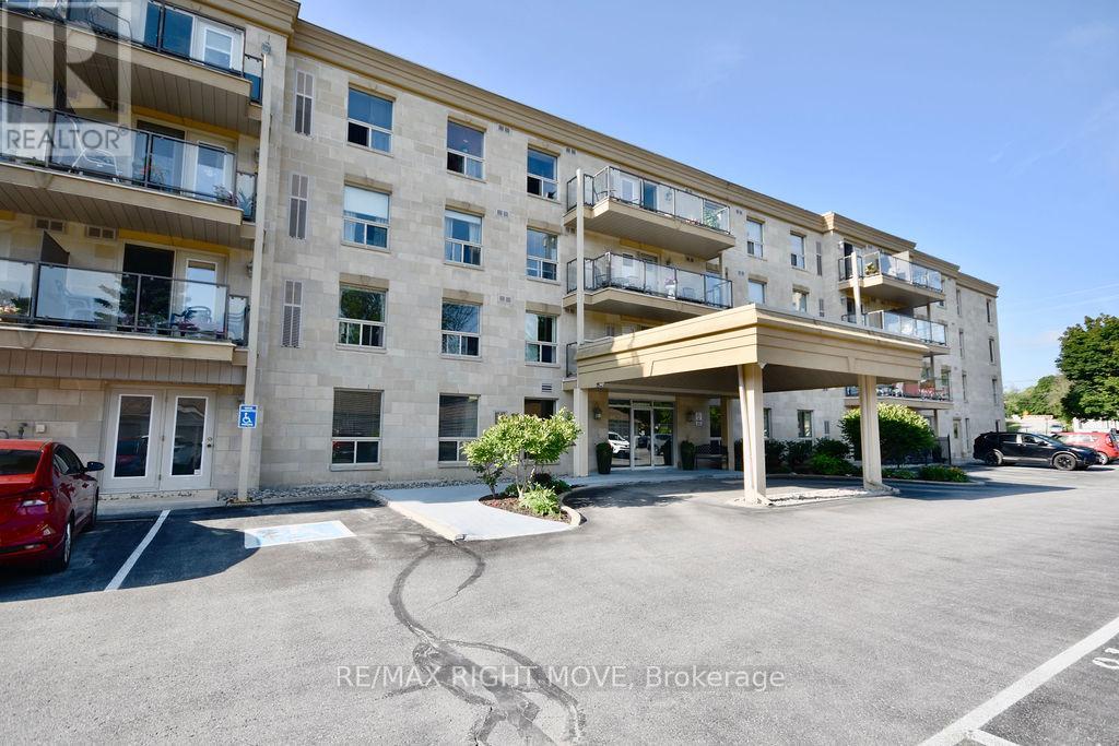 Apartment at 313 - 486 LACLIE STREET, Orillia