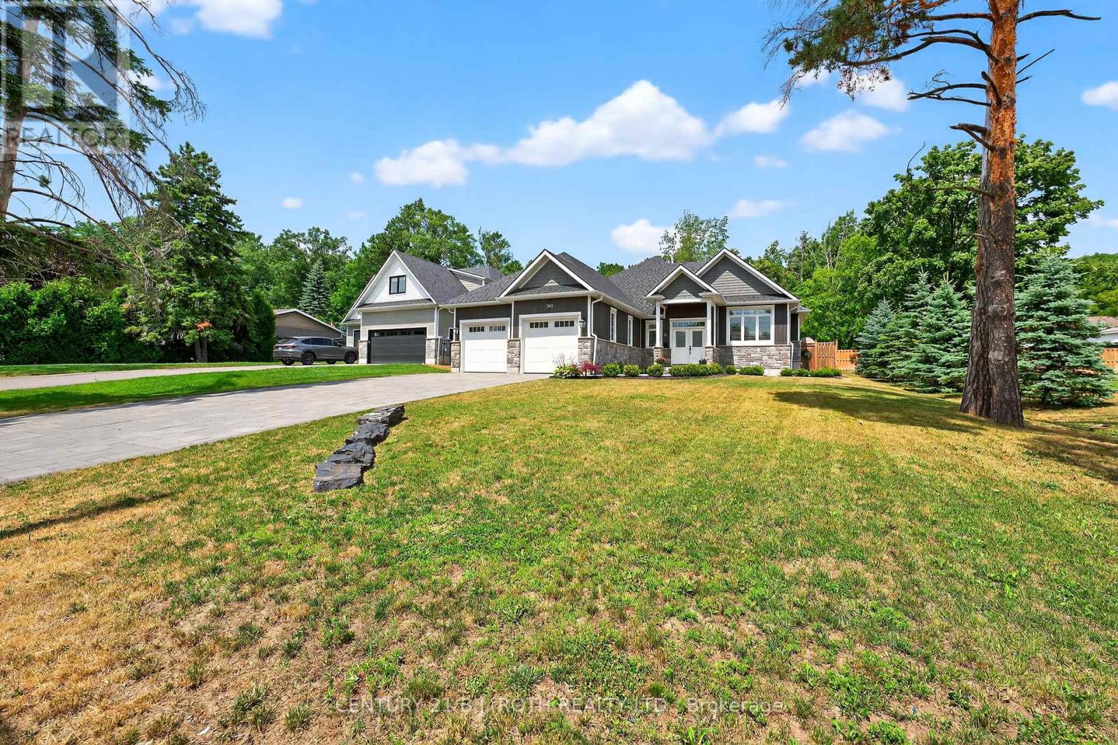 Detached at 300 SHANTY BAY ROAD, Oro-Medonte (Shanty Bay)