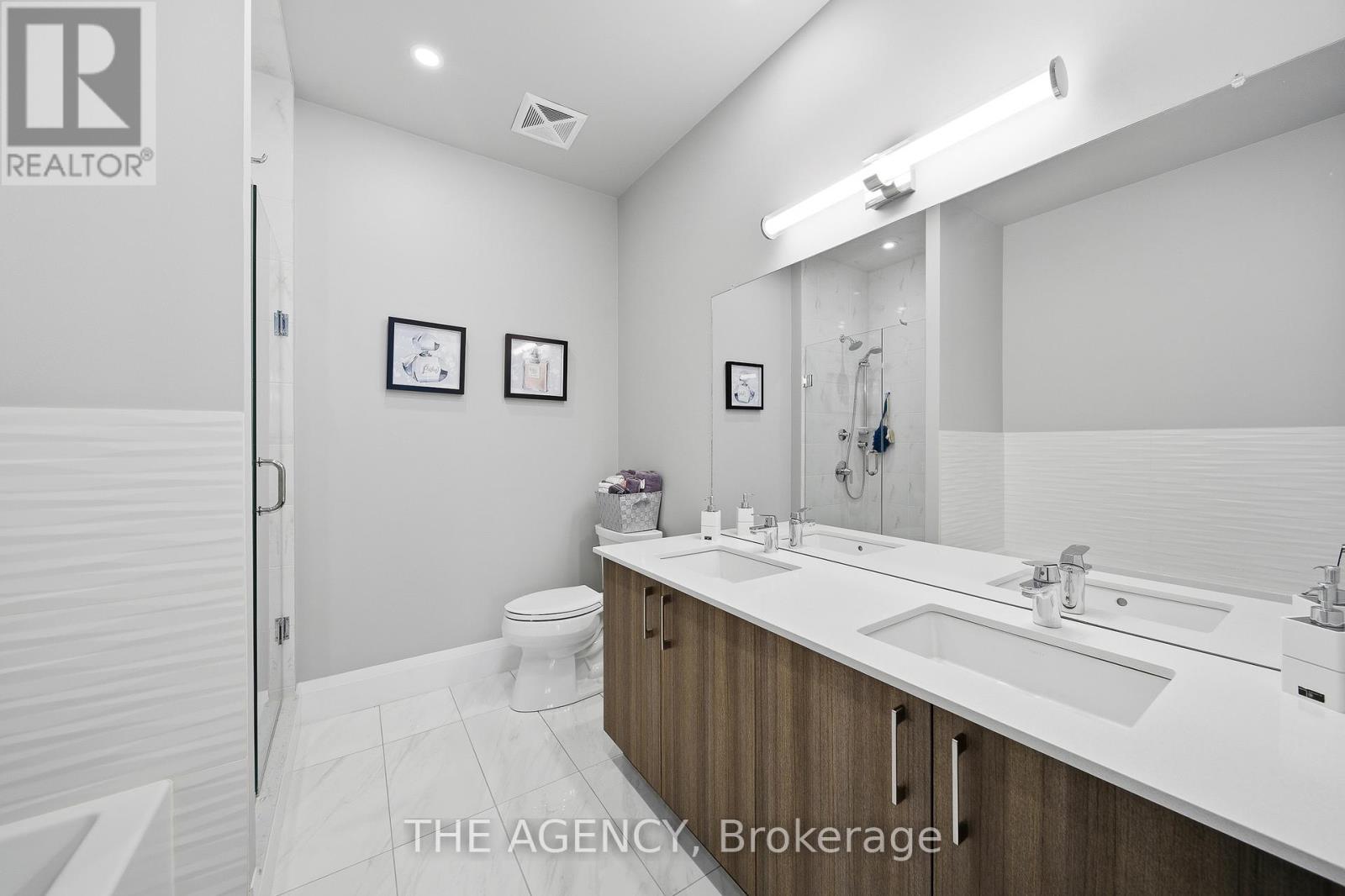 Apartment at 604 - 90 ORCHARD POINT ROAD, Orillia