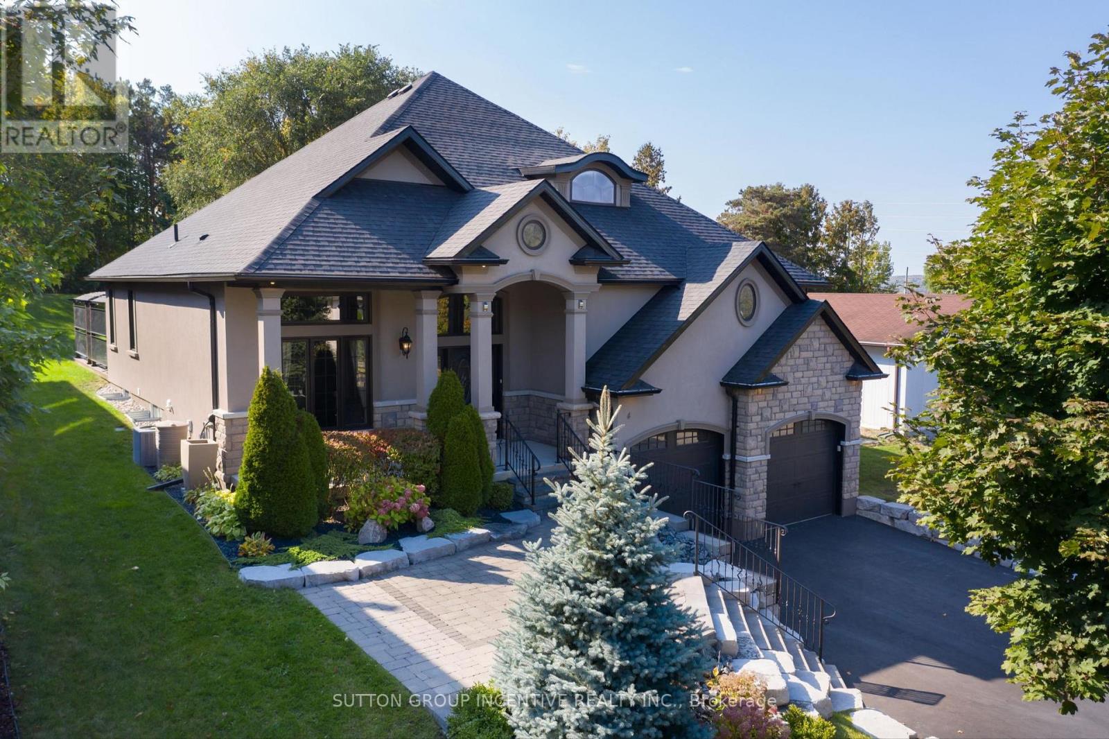 Detached at 4 SNOWSHOE TRAIL, Barrie (Ardagh)