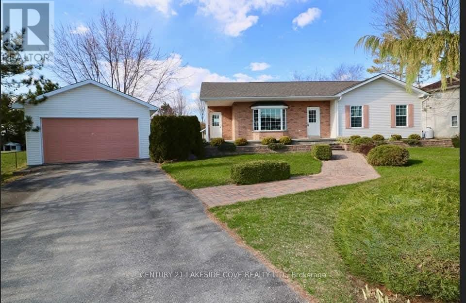 Detached at 2811 STEPHEN DRIVE, Ramara