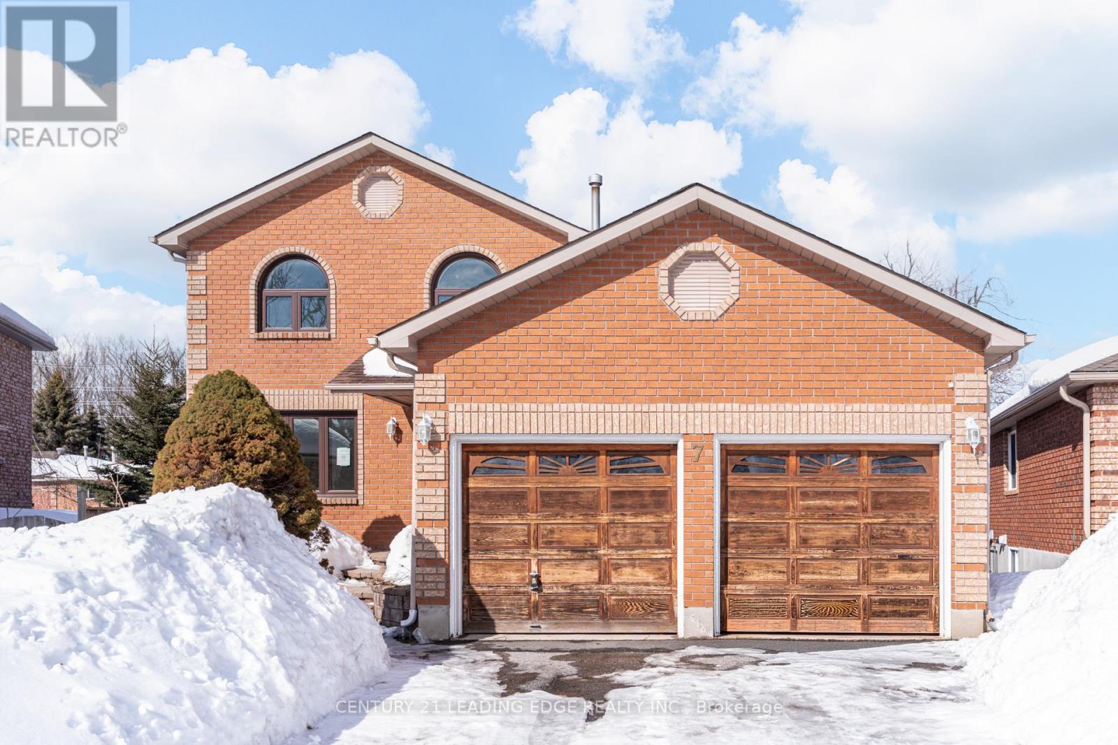 Detached at 7 NUGENT COURT, Barrie (Northwest)