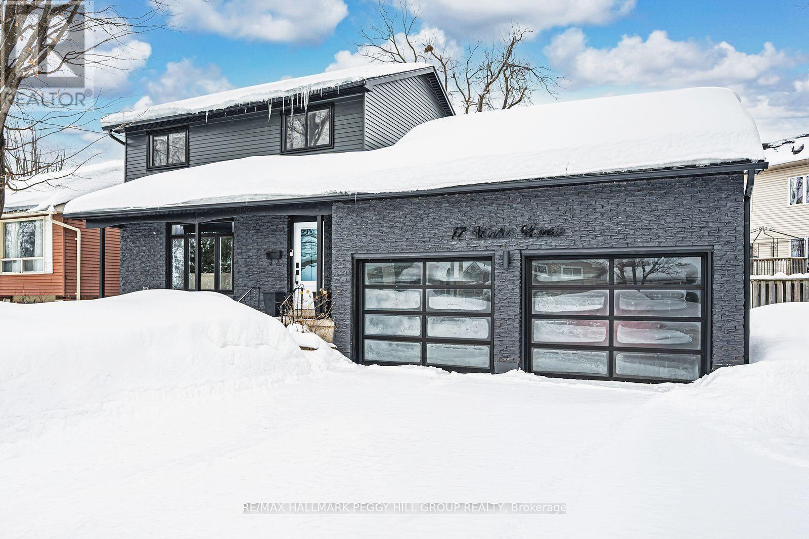Detached at 17 WALKER AVENUE, Orillia