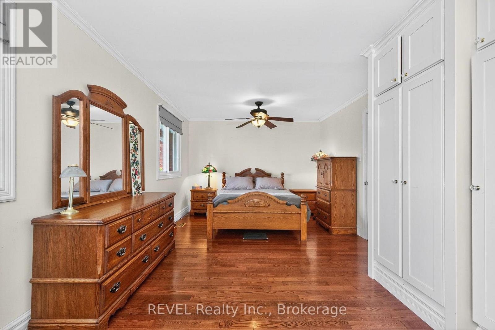 Detached at 635 WILLIAM STREET, Midland