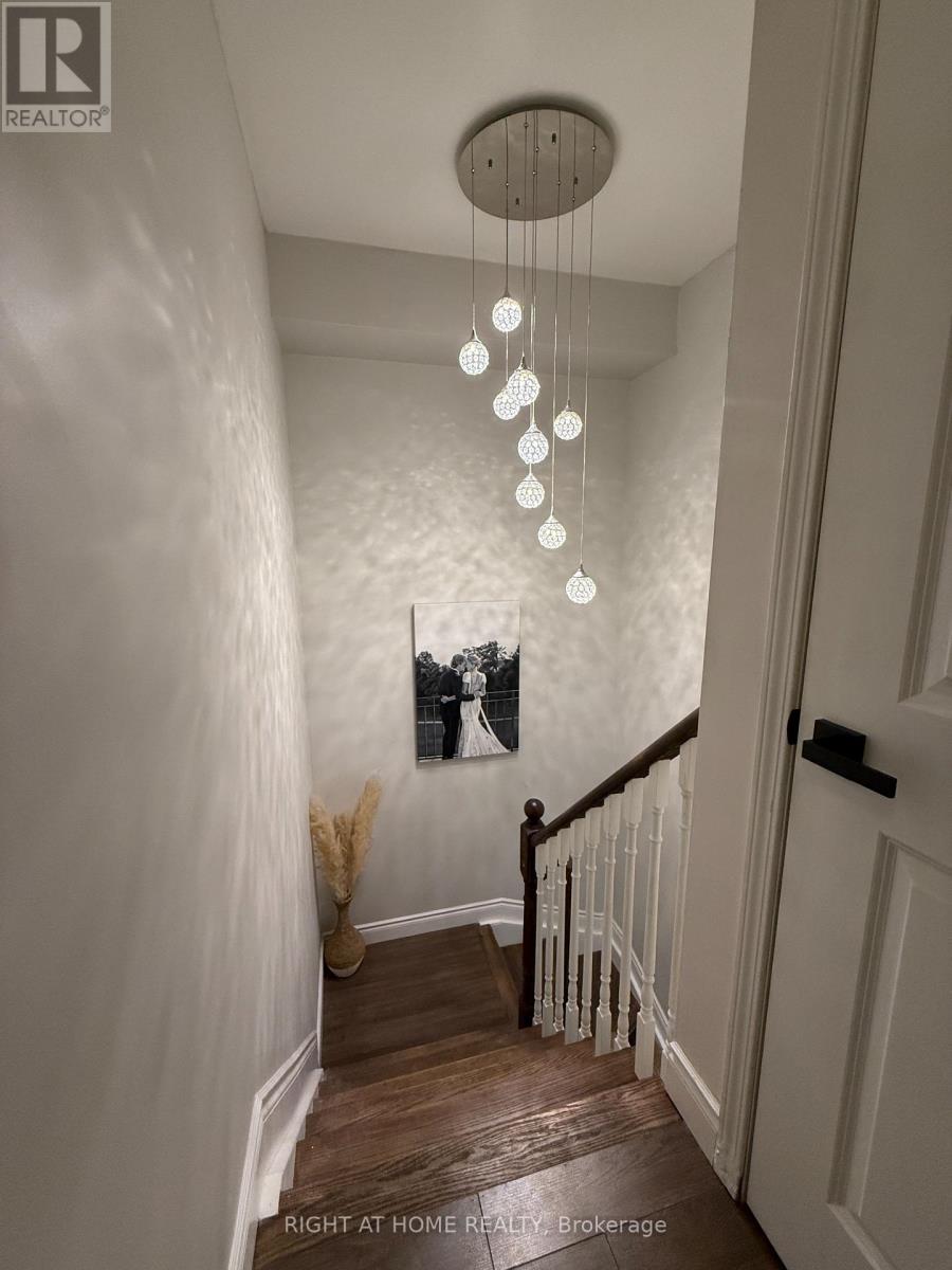 Apartment at 5 - 13 CHELTENHAM ROAD, Barrie