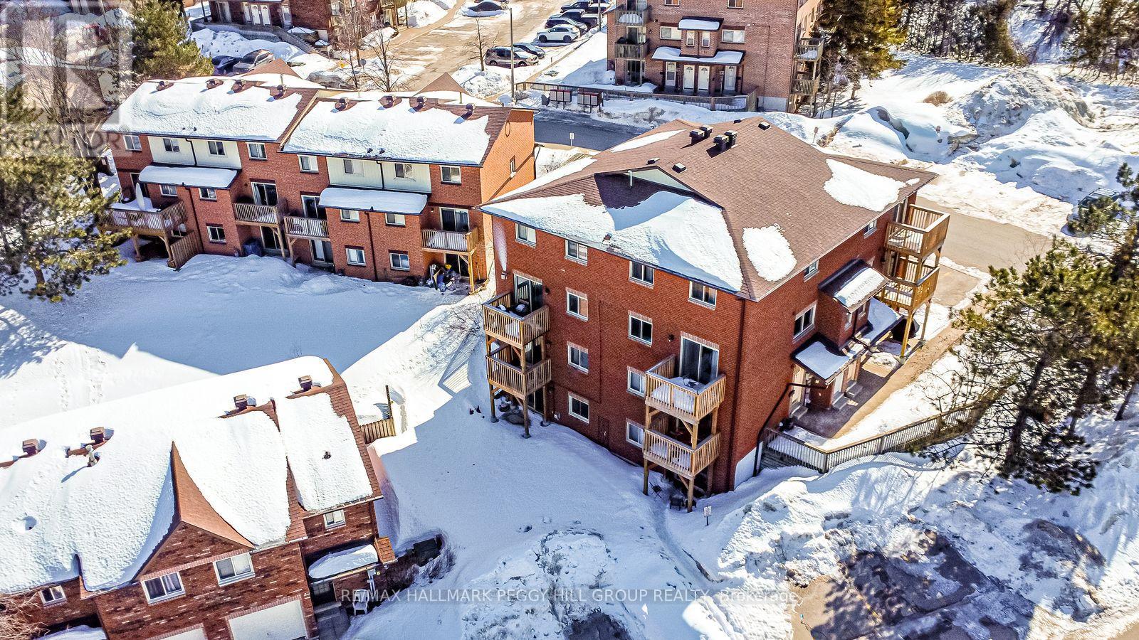 Apartment at 8 - 22 MEADOW LANE, Barrie