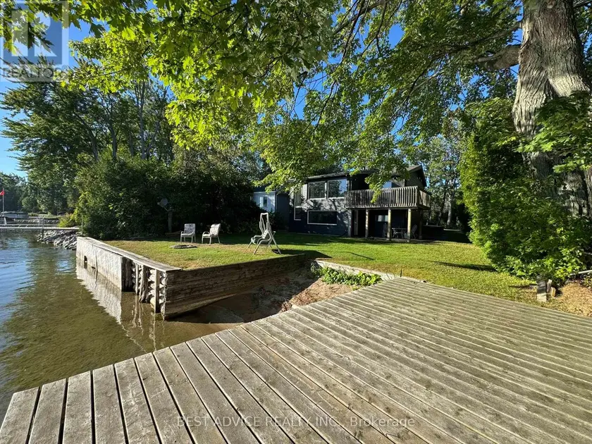 Detached at 3794 MULEY POINT LANE, Ramara