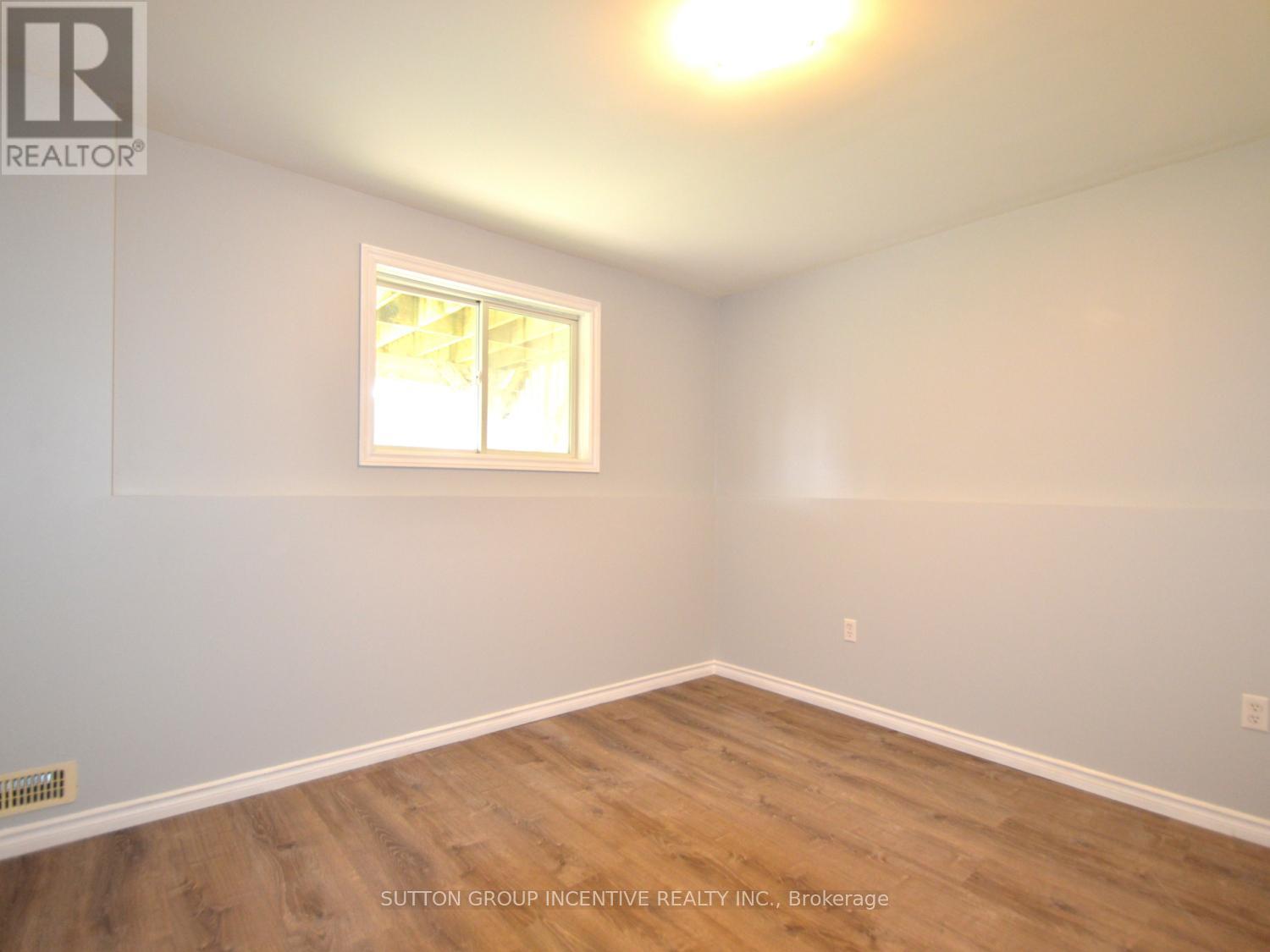 Detached at LOWER - 39 JONES DRIVE, Barrie