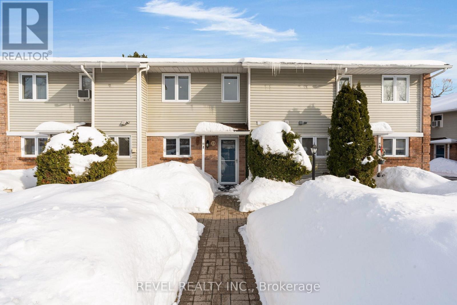 Townhouse at 13 - 39 28TH STREET S, Wasaga Beach