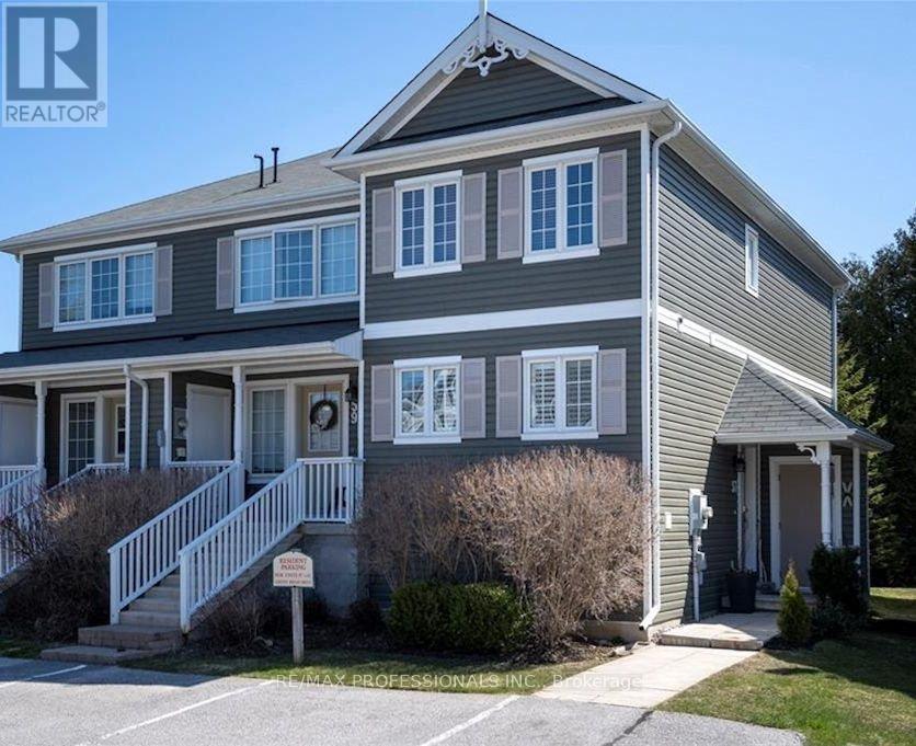 Townhouse at 57 GREEN BRIAR DRIVE, Collingwood