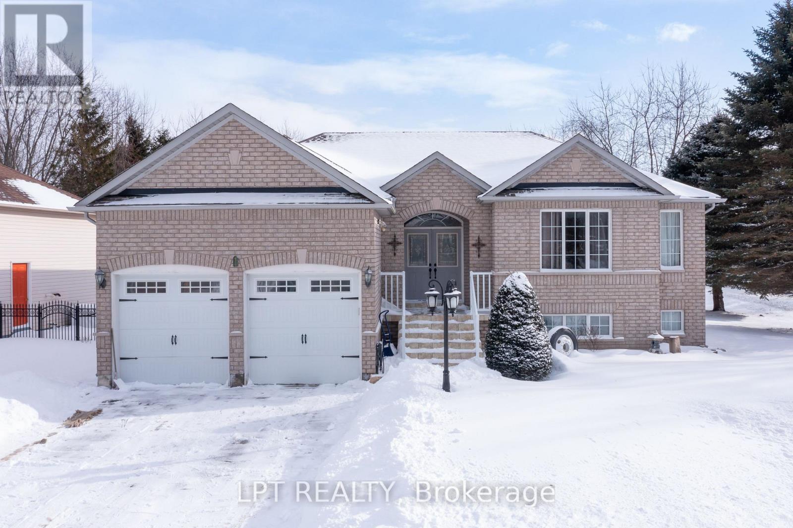 Detached at 1 BAY COURT, Wasaga Beach